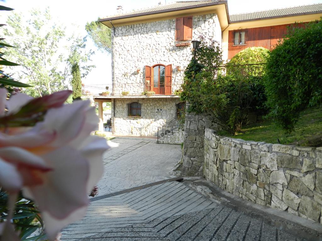 La Casa Di Pietra Bed & Breakfast Fonte Nuova Exterior photo