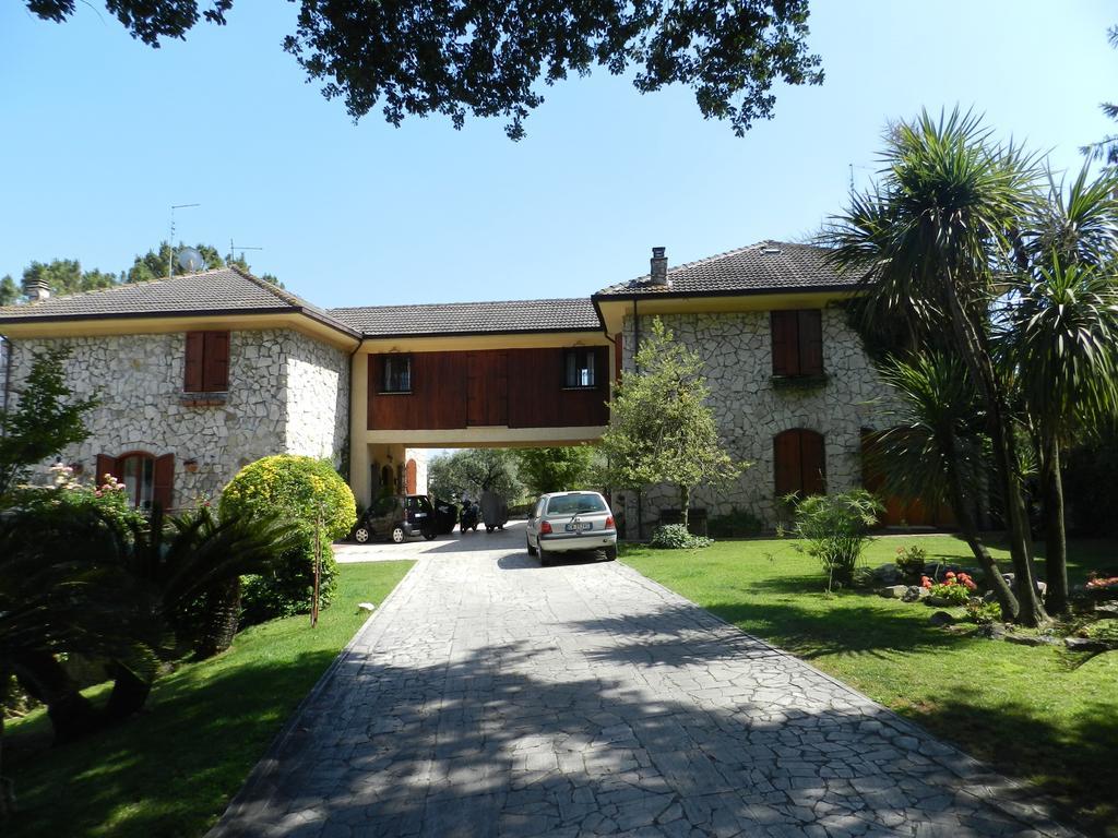 La Casa Di Pietra Bed & Breakfast Fonte Nuova Room photo